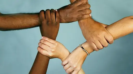 discriminación - racismo