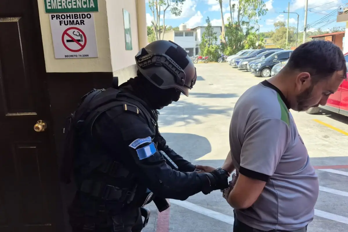 Ángelo Martínez Trejo, presunto secuestrador capturado en Mixco., PNC