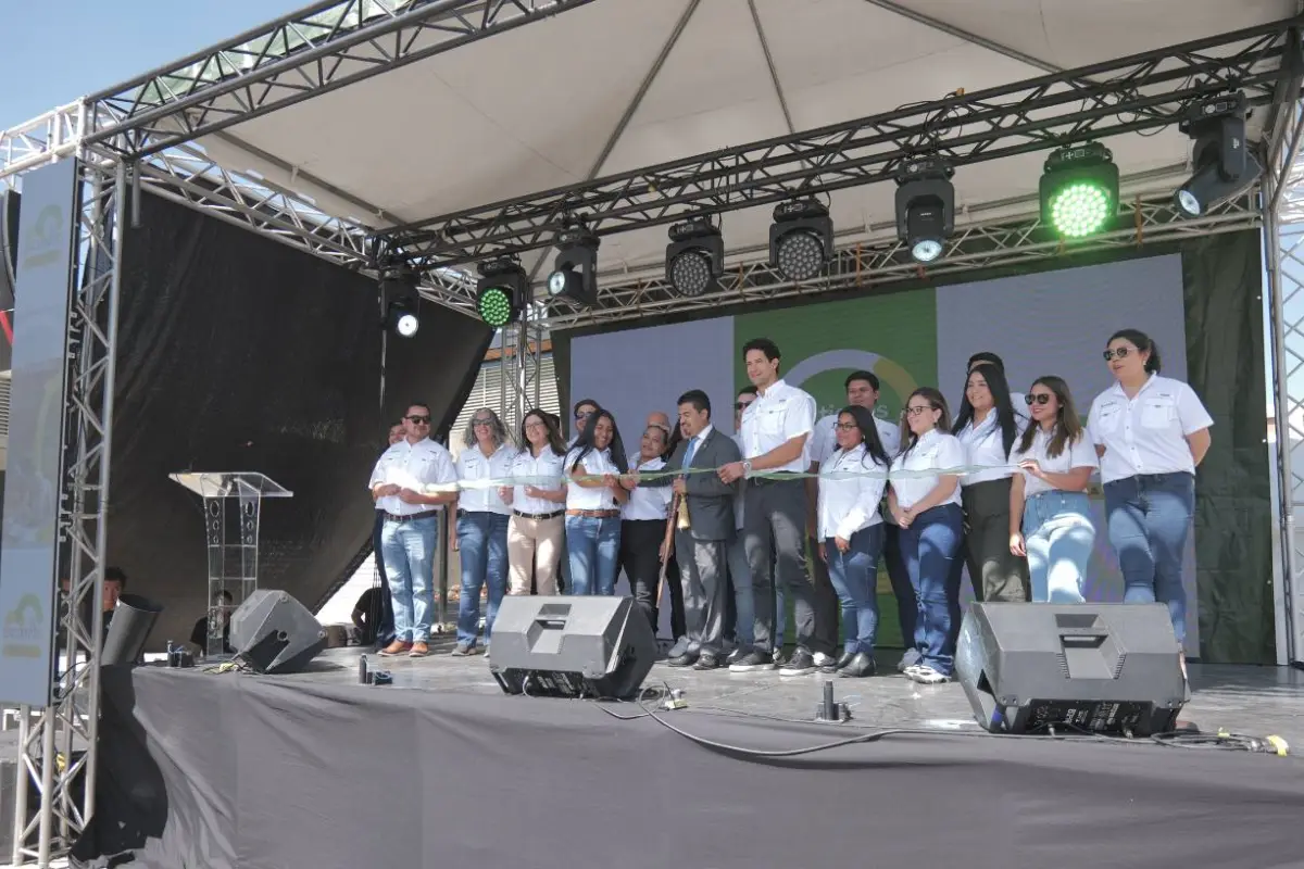El Encuentro Plaza Xela, Emisoras Unidas
