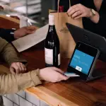 Estrategias financieras para enfrentar las compras navideñas y evitar deudas para 2026t