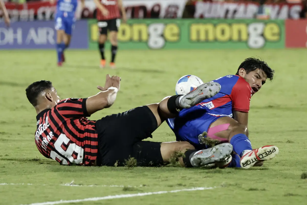 Final de ida de la Copa Centroamericana entre Xelajú y Alajuelense - EFE