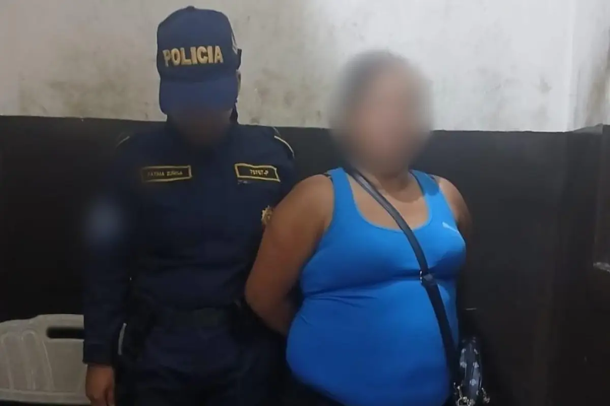 La sindicada fue puesta a disposición del juzgado correspondiente., PNC