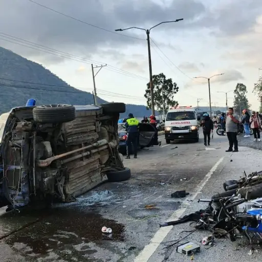 accidente múltiple en Amatitlán
