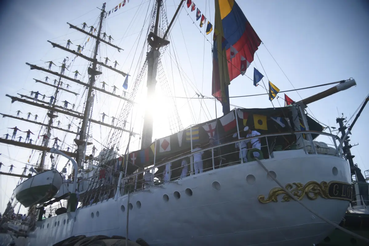 El Buque Escuela ARC “Gloria” de la Armada de Colombia arribó a Guatemala el 3 de diciembre de 2025., Omar Solís/Emisoras Unidas