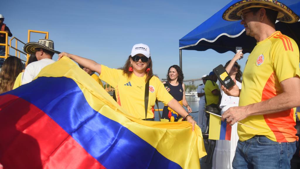 Buque Escuela ARC Gloria de la Armada de Colombia atraca en Guatemala | Omar Solís/EU