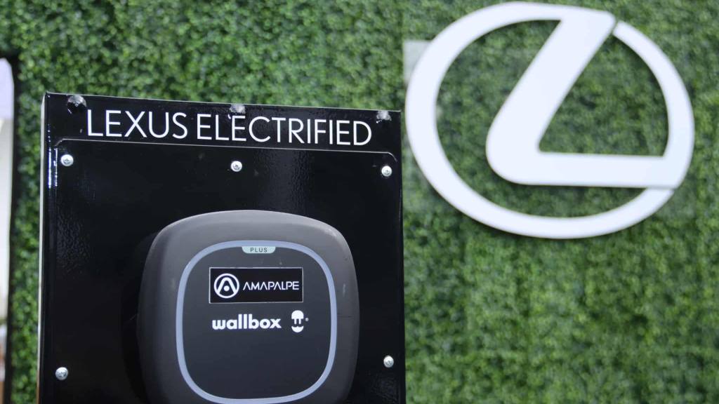 Lexus reafirma su liderazgo en el lujo electrificado en Guatemala  | Alejandro Meoño