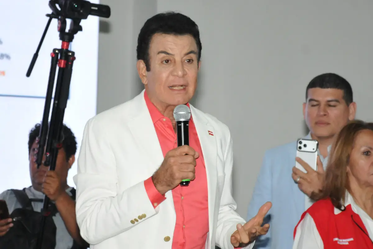 Salvador Nasralla, del Partido Liberal, EFE