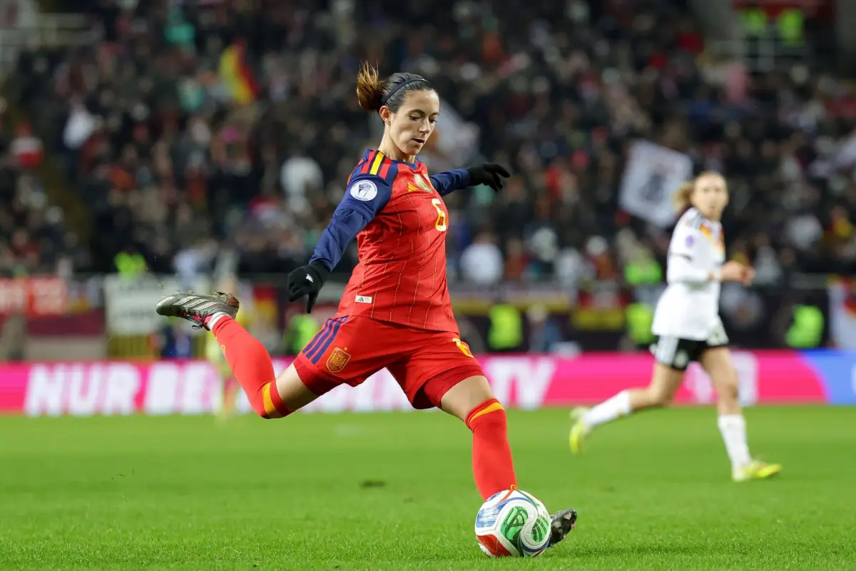 Aitana Bonmatí en un partido de la Nations League Femenina - EFE