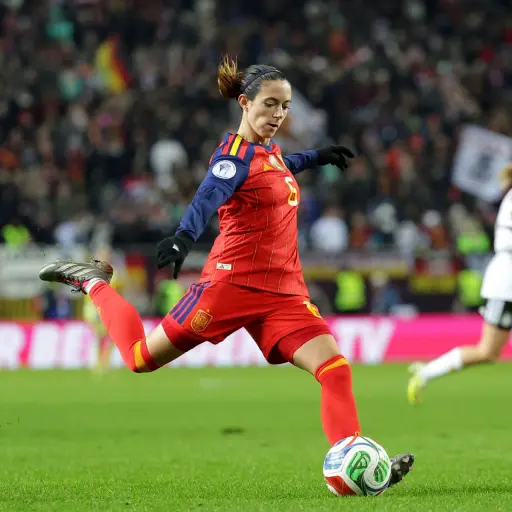 Aitana Bonmatí en un partido de la Nations League Femenina - EFE