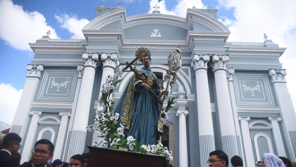 Cortejo procesional de la Virgen de la Inmaculada Concepción  | Omar Solís/EU
