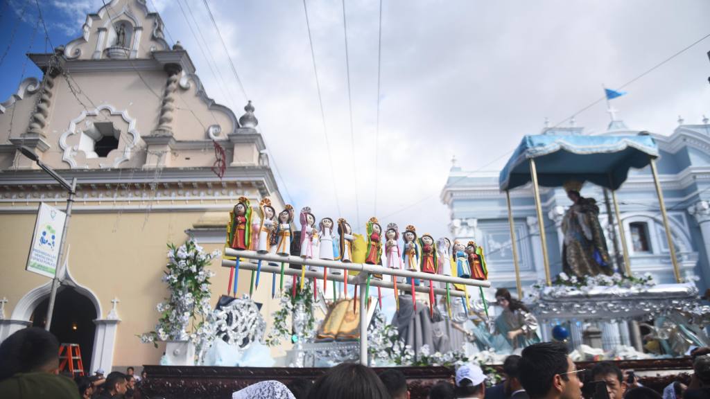 Cortejo procesional de la Virgen de la Inmaculada Concepción  | Omar Solís/EU