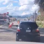 Video muestra a bus derribando señales de tránsito en la ruta Interamericanat