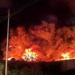 Incendio consume recicladora en zona 3 de Villa Nuevat