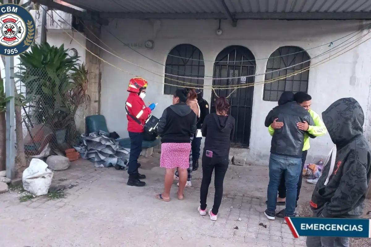 La persona permanecía frente a una vivienda en Villa Nueva., Bomberos Municipales