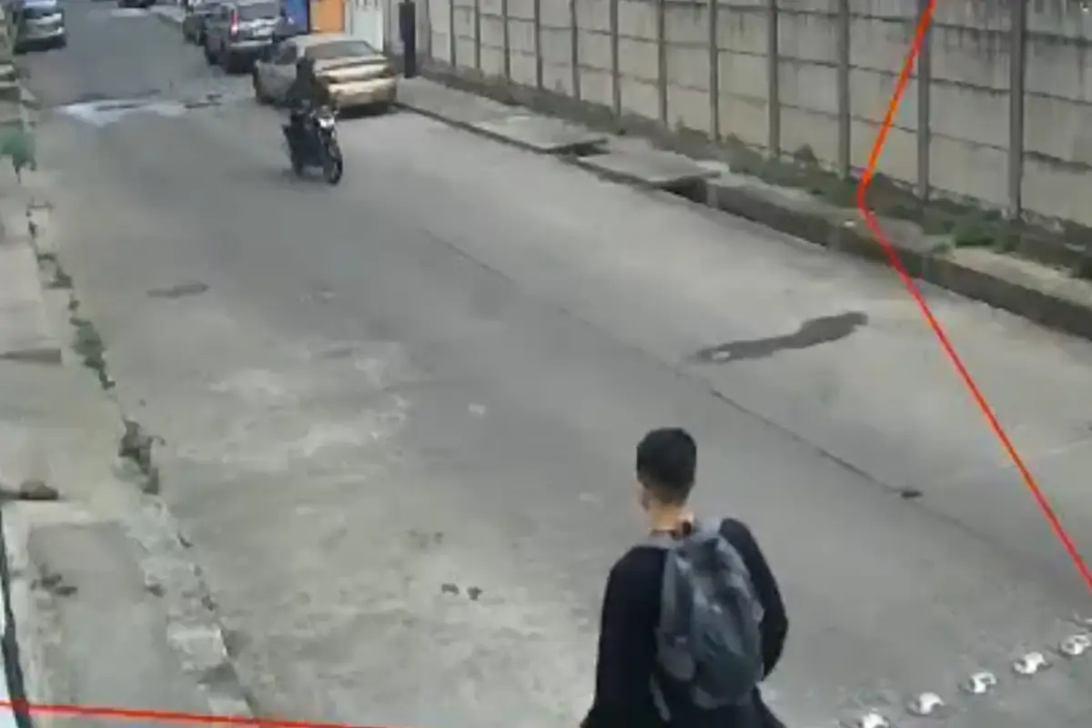 El asaltante no tuvo compasión, pese al pedido de clemencia de la víctima., Captura de pantalla. 