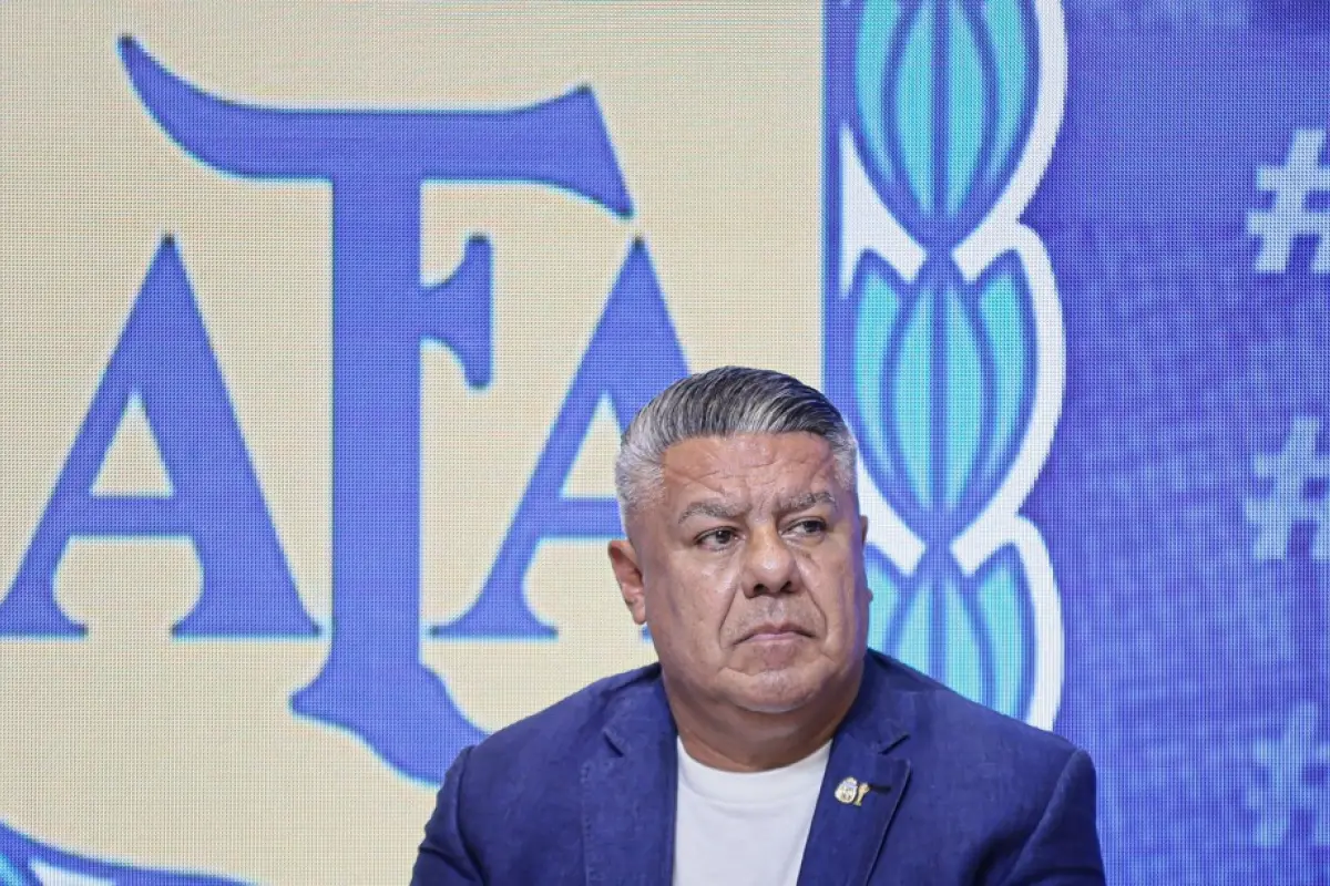 Justicia argentina imputa a titular de AFA por supuesta retención de aportes previsionales