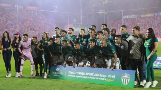 Antigua G. F. C. logra el bicampeonato en el estadio El Trébol 