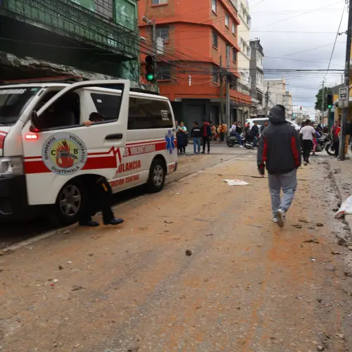 El incidente ocurrió en la zona 1 capitalina, describieron los rescatistas. ,Bomberos Voluntarios.