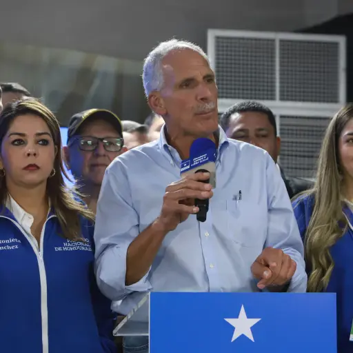  El conservador Nasry 'Tito' Asfura, respaldado por el presidente de EE.UU., Donald Trump, afirmó este miércoles estar 