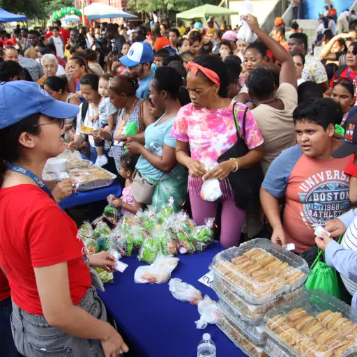 Migrantes participan en la tradicional posada navideña este miércoles, en Tapachula, Chiapas  ,Foto EFE