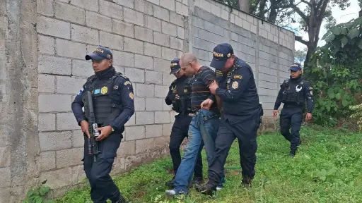 El individuo intento escapar de las autoridades.  ,Foto PNC