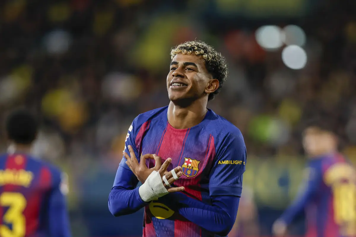 Celebración de Lamine Yamal ante el Villarreal - EFE