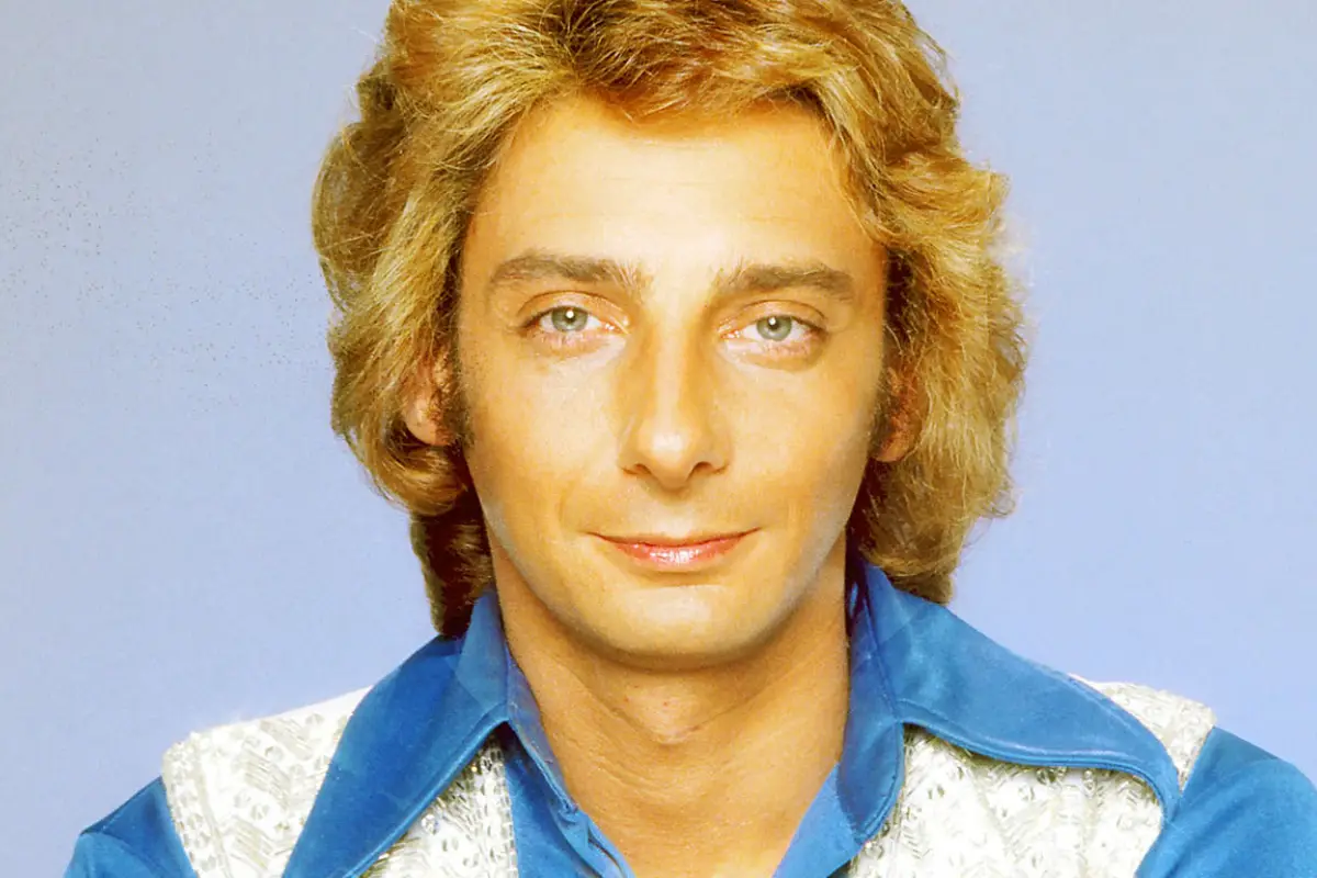 Barry Manilow, redes sociales