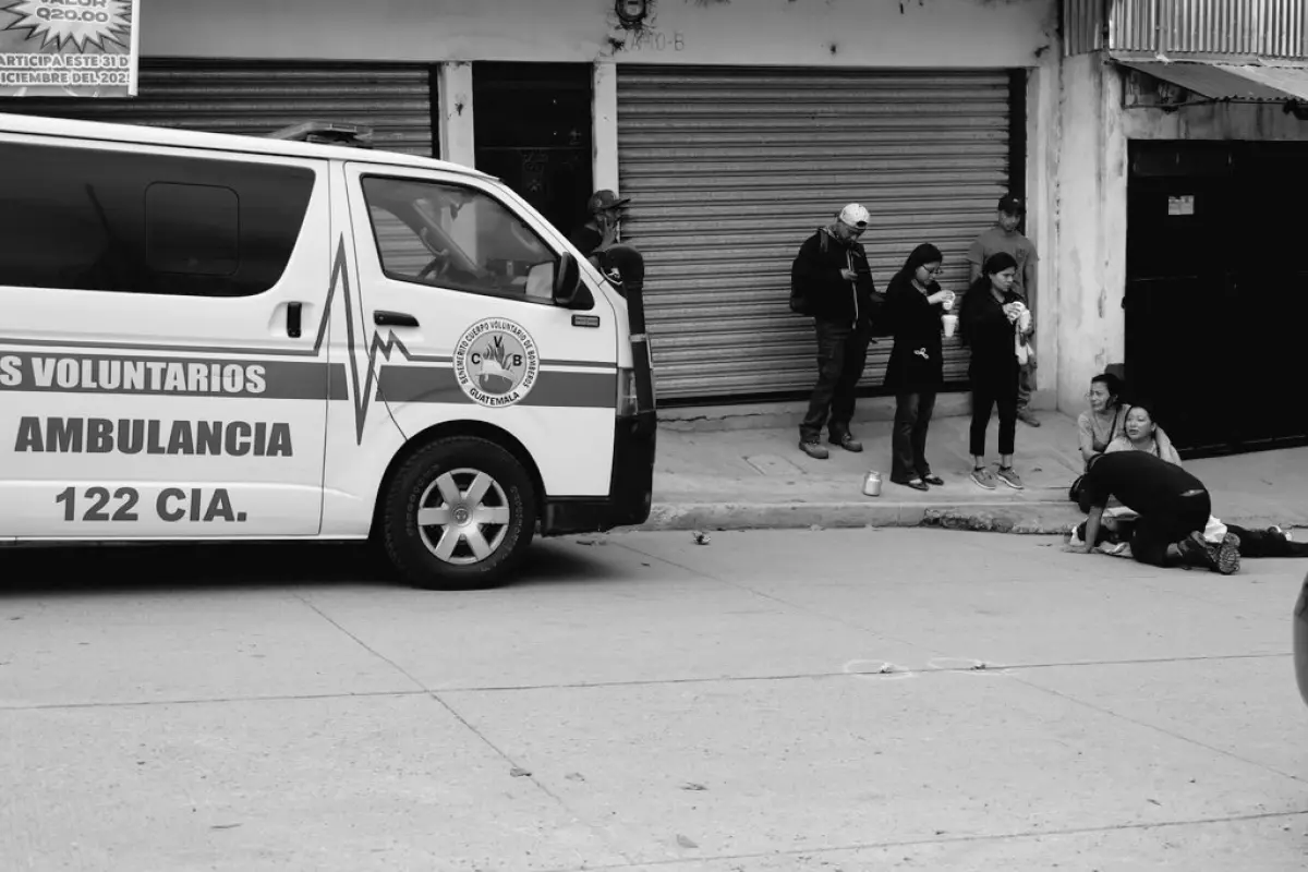 El ataque armado dejó dos menores y un adulto fallecidos, según los cuerpos de socorro., Bomberos Voluntarios.