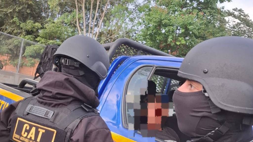 Capturan a extraditable buscado en EE. UU. por al menos 8 delitos | PNC de Guatemala