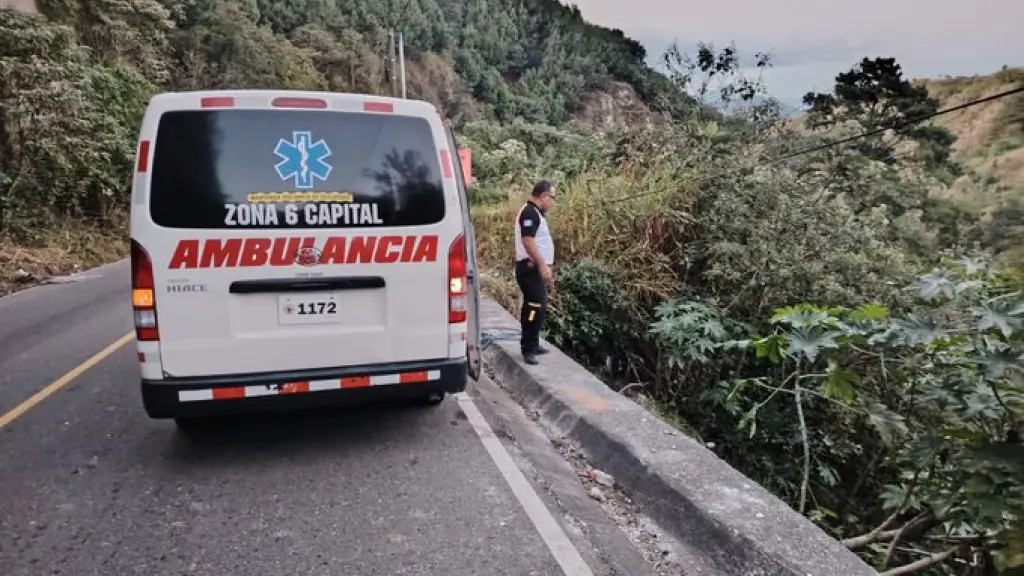 Los cuerpos de rescate encontraron los tres cuerpos en similares condiciones. ,Bomberos Voluntarios.