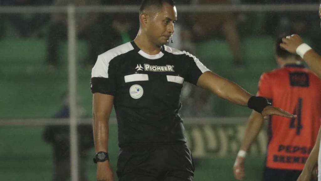 Apertura 2025: Antigua vs. Municipal  | Alex Meoño 