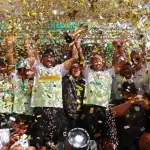 Antigua G. F. C. presenta a su afición la sexta copa de su historia 