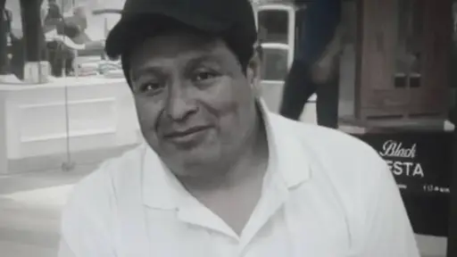 Vicente Velásquez estaba a punto de bajar del bus cuando ocurrió el accidente.  ,Captura de pantalla