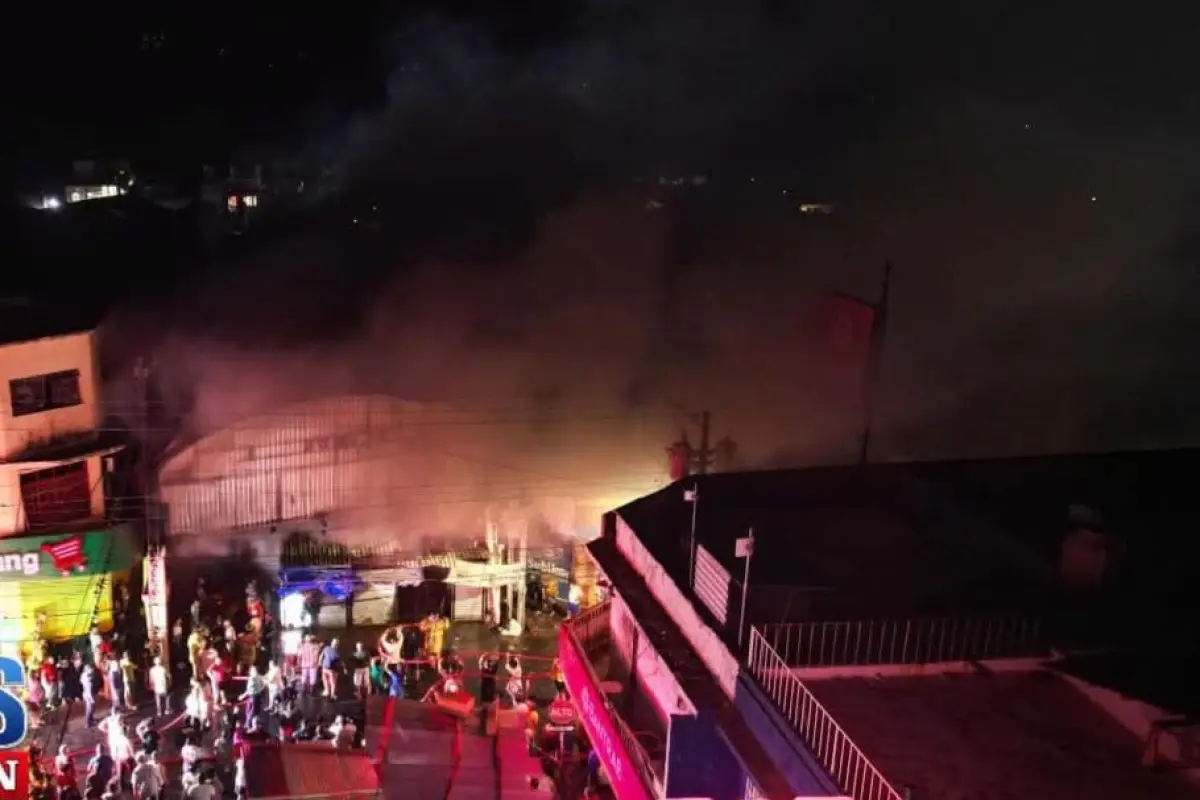 Bomberos trabajaron para combatir las llamas, Foto Conred