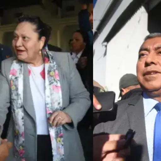 Los fiscales Consuelo Porras y Rafael Curruchiche, tras participar en la segunda vuelta de votaciones en el CANG para elegir a representantes ante postuladora del TSE. ,