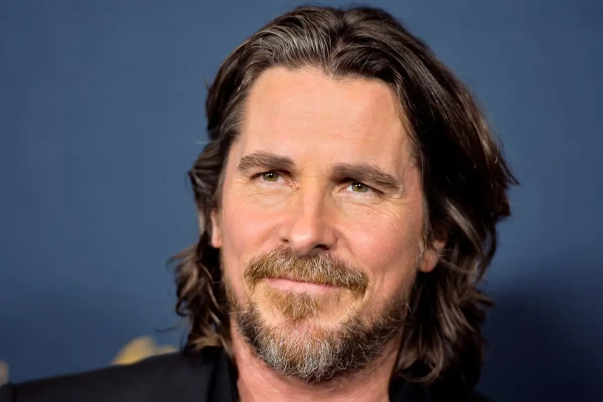 Christian Bale, Redes sociales