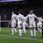 El Real Madrid gana entre abucheost