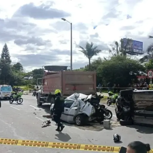 Bogotá llora a esposos que murieron en accidente mientras huían de un robo. ,Redes sociales.