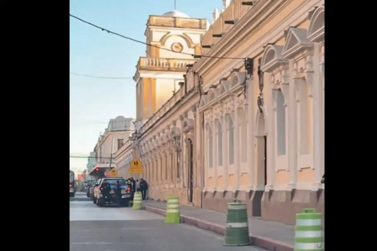 Cierres en alrededores del Congreso por sesión solemne del 14 de enero de 2026., PMT capitalina/Montejo