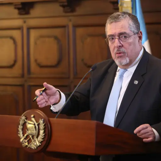 Bernardo Arévalo de León, habla en rueda de prensa este miércoles, en el Palacio Nacional de la Cultura. ,EFE