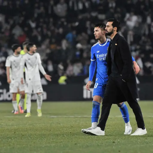 Álvaro Arbeloa y Franco Mastantuono en el partido entre Albacete y Real Madrid por la Copa del Rey - EFE