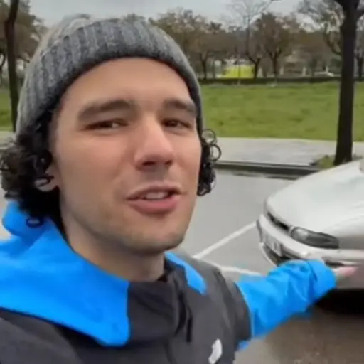 Volata di Peluca ,Redes sociales