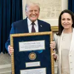 María Corina Machado entregó a Trump la medalla del Nobelt