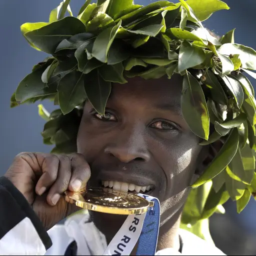Albert Korir, ganador del Maratón de Nueva York en 2021 fue suspendido por dopaje - EFE