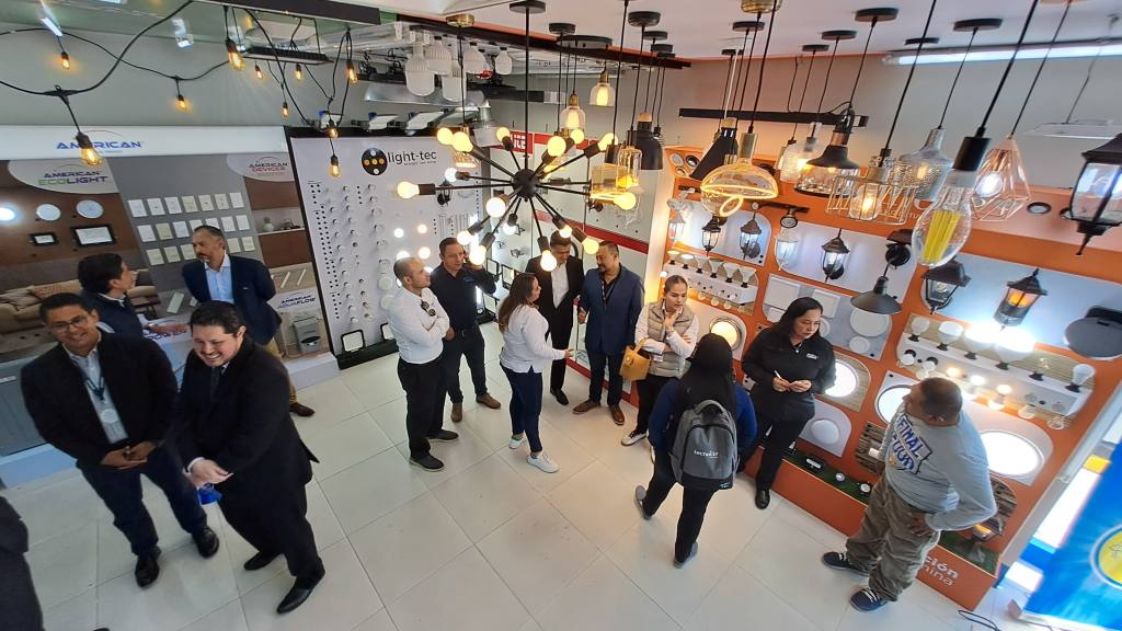 Celasa inaugura sede en Boca del Monte  | Omar Solís