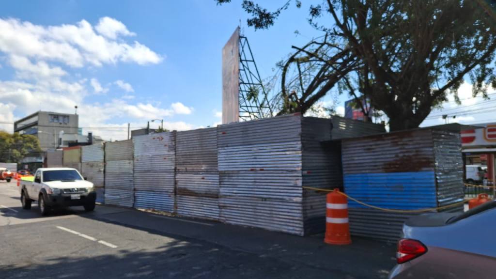 Avanzan trabajos del Aerometro en Calle Montúfar zona 9 | 