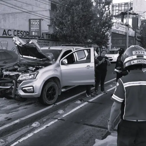 El accidente ocurrió en la pista que va hacia la zona 1. ,Bomberos Municipales. 
