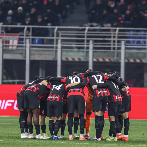 Jugadores del AC Milan en un partido de la Serie A italiana - AC Milan