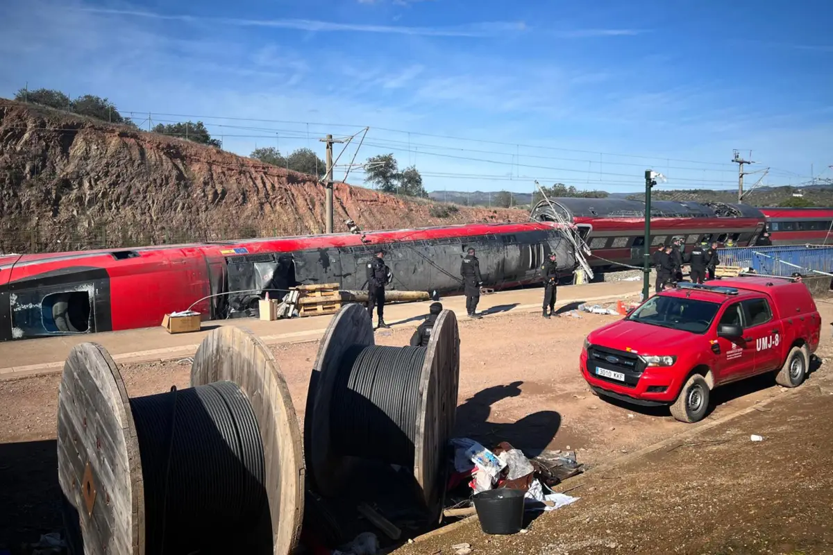 Accidente de trenes en España, EFE