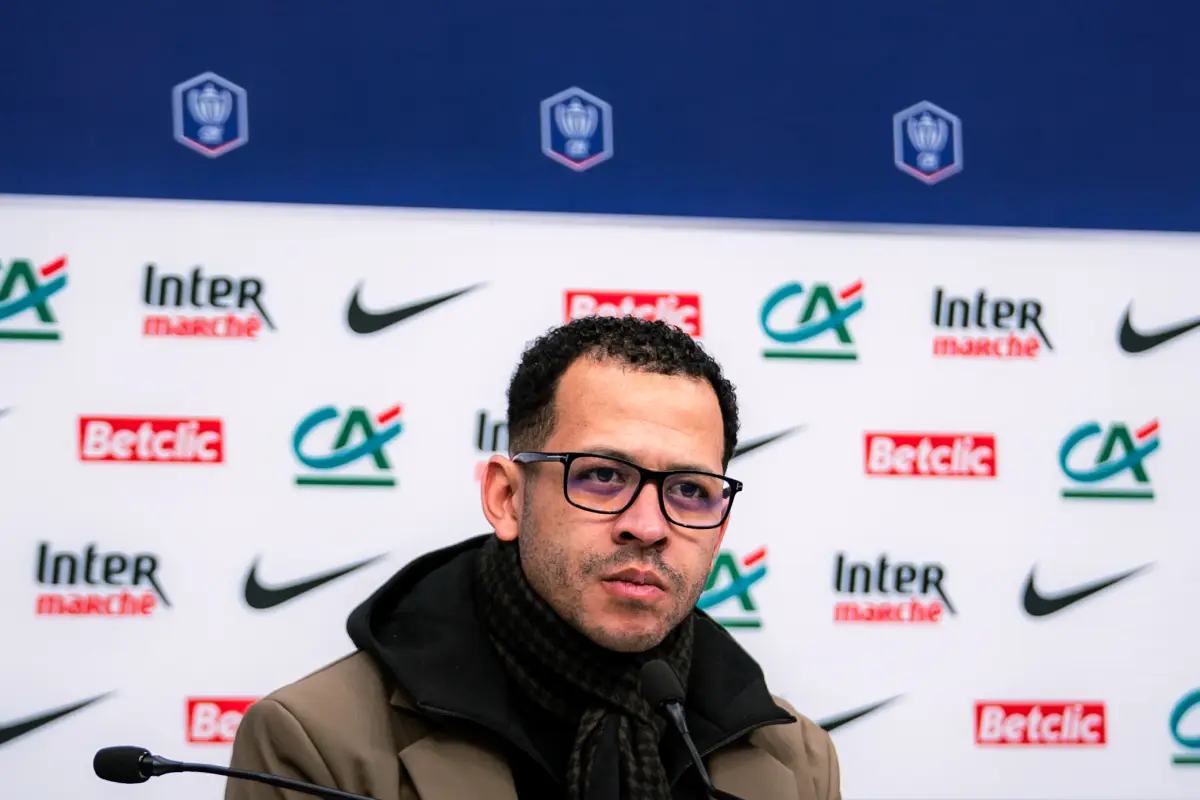 Liam Rosenior, nuevo director técnico del Chelsea - RC Strasbourg
